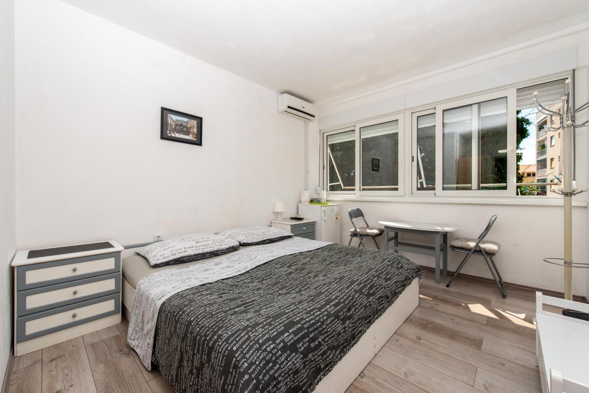 Laghanini Apartments Split Eksteriør billede