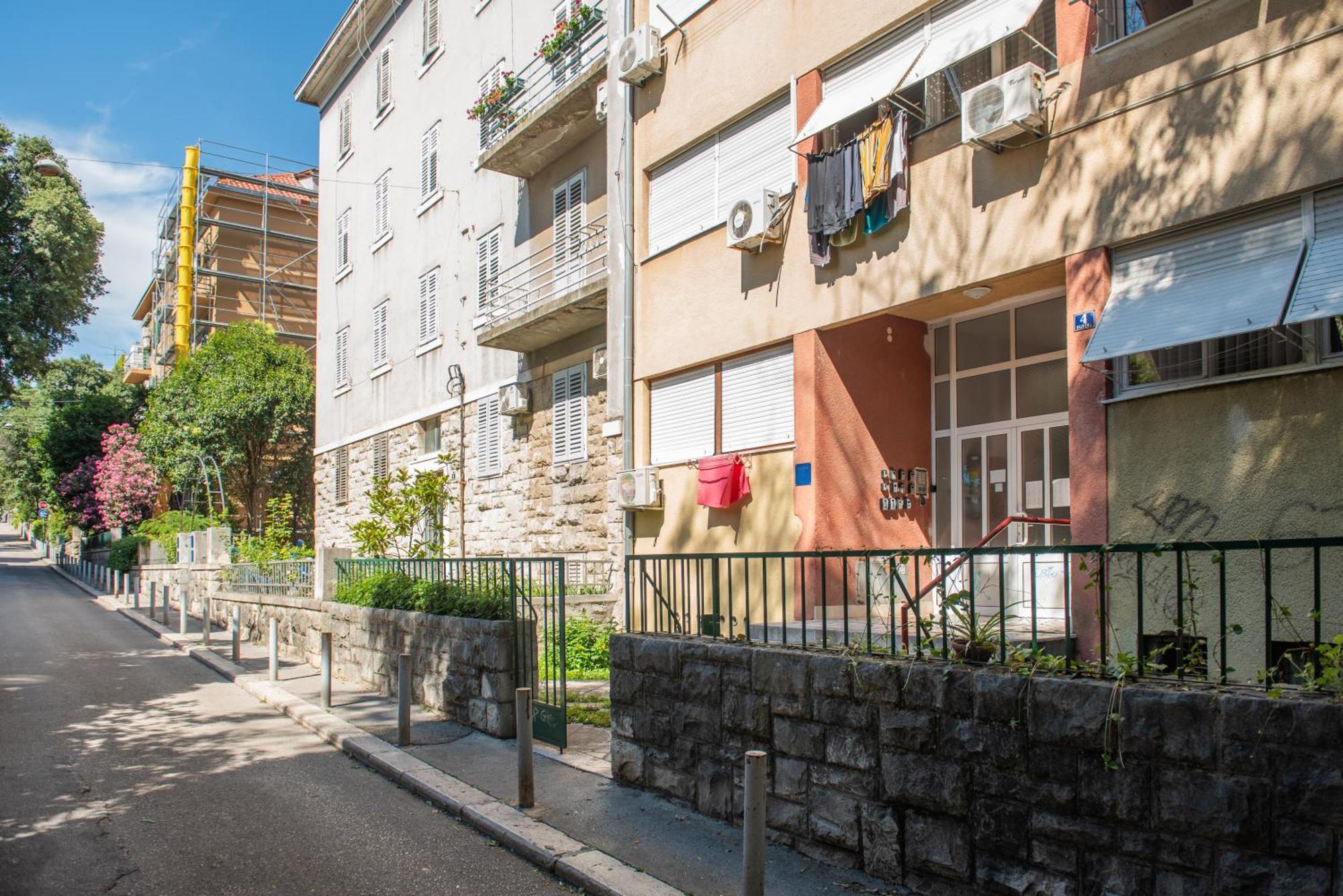 Laghanini Apartments Split Eksteriør billede